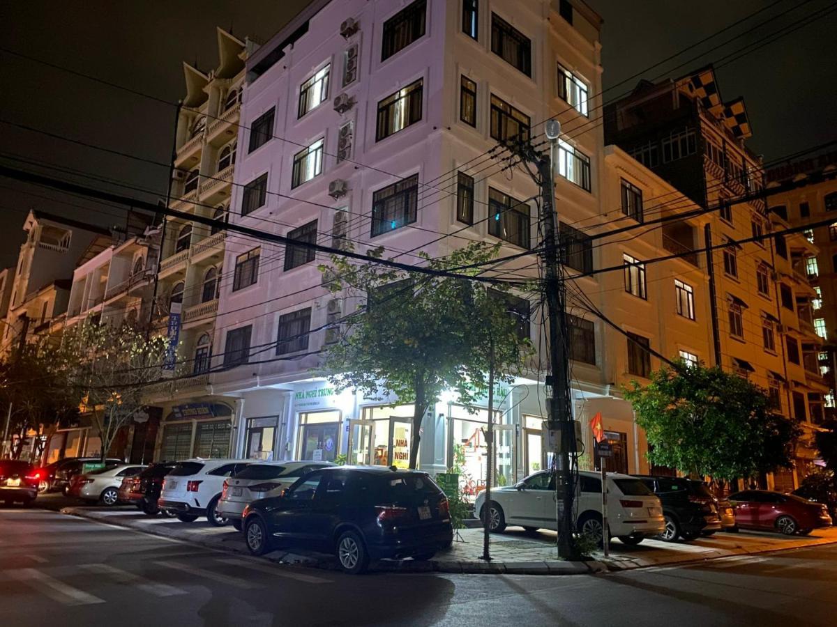 Nha Nghi Trung Hau Hotel Mong Cai Exterior photo